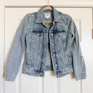 Old Navy Classic Jean Jacket - Distressed Light Wash